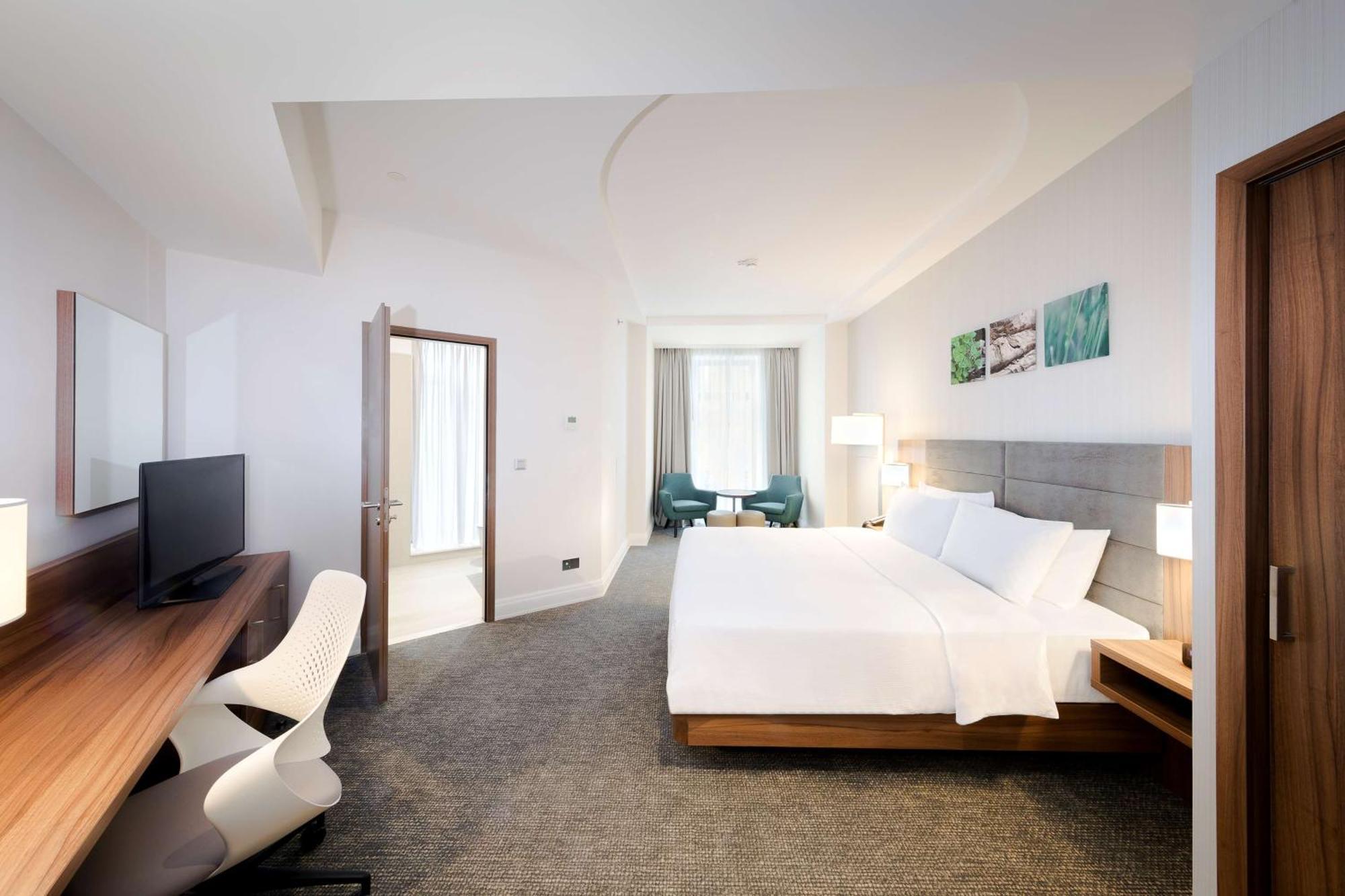 Hilton Garden Old Town